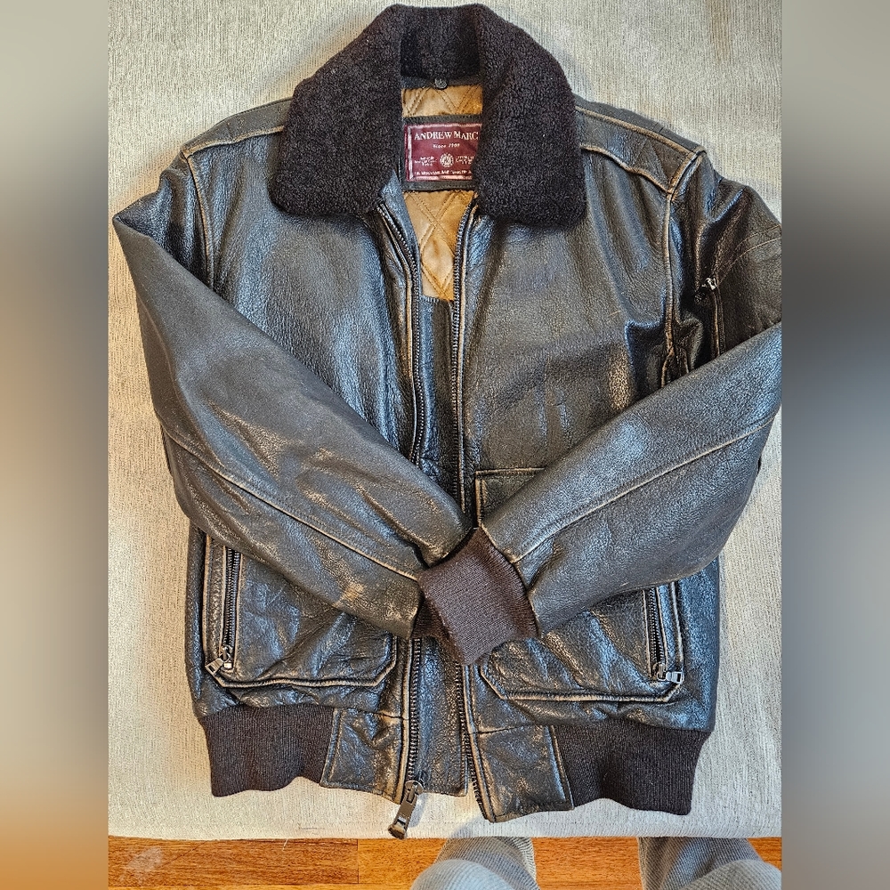Vintage Andrew Marc cockpit aviator leather bomber